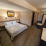 Хотел Complex Chilingira 3*