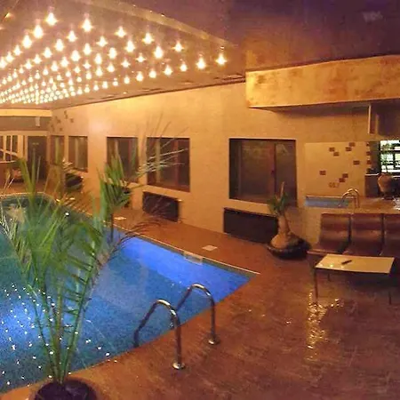 Complex Chilingira فندق