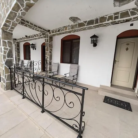 Complex Chilingira فندق