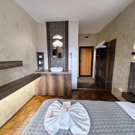 فندق Complex Chilingira