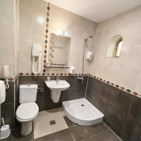 Complex Chilingira Hotel Osikovo
