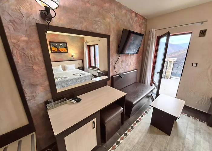 Complex Chilingira Hotel Osikovo