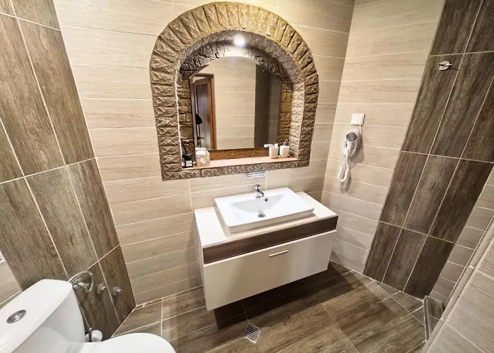 Complex Chilingira Hotel Osikovo