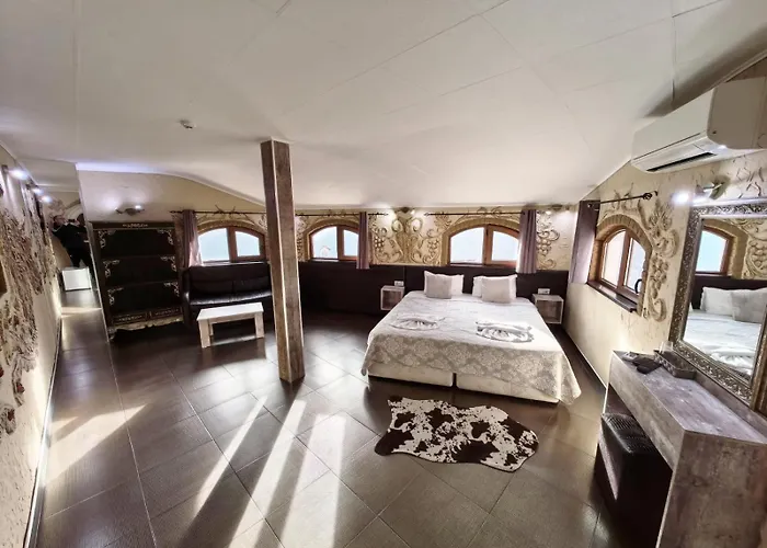 Hotel Complex Chilingira